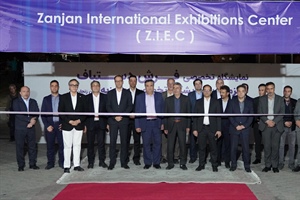 آغاز به کار نمایشگاه تخصصی فرش دستباف و نمایشگاه ملزومات جهیزیه در زنجان